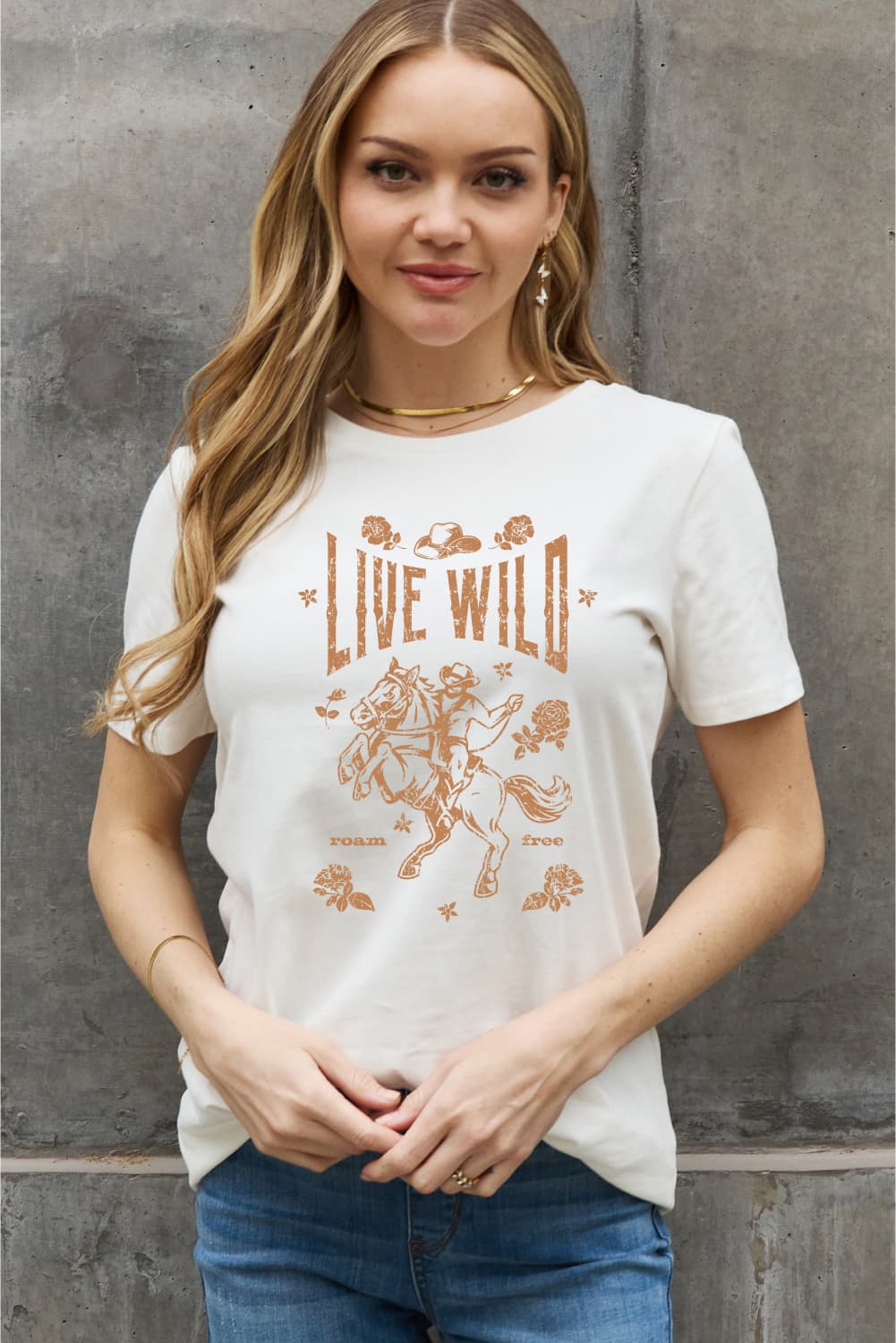 Simply Love Full Size LIVE WILD ROAM FREE Graphic Cotton Tee